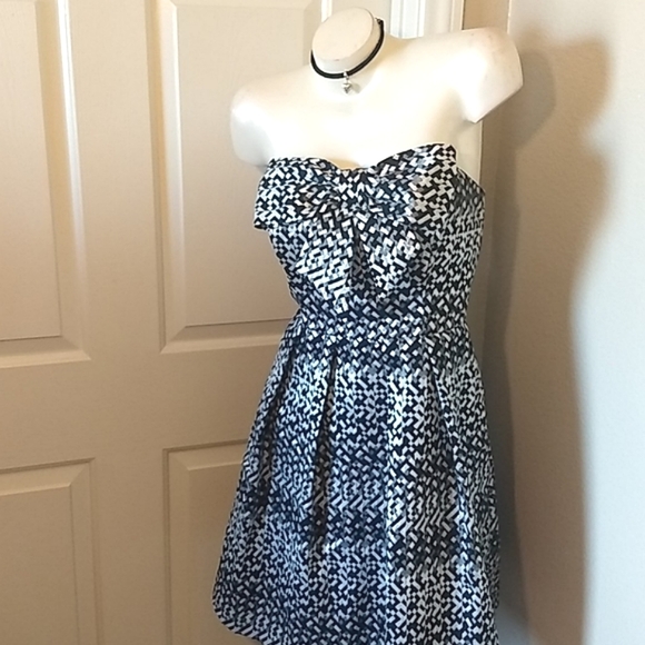 Eva Franco Strapless Dress - Picture 3 of 4